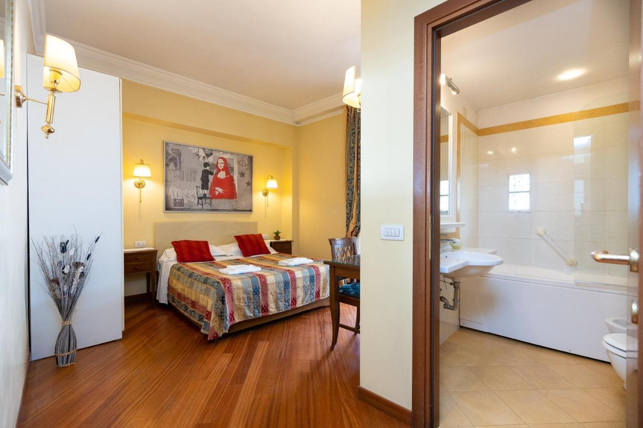 Internouno Deluxe Hotel Róma Kültér fotó