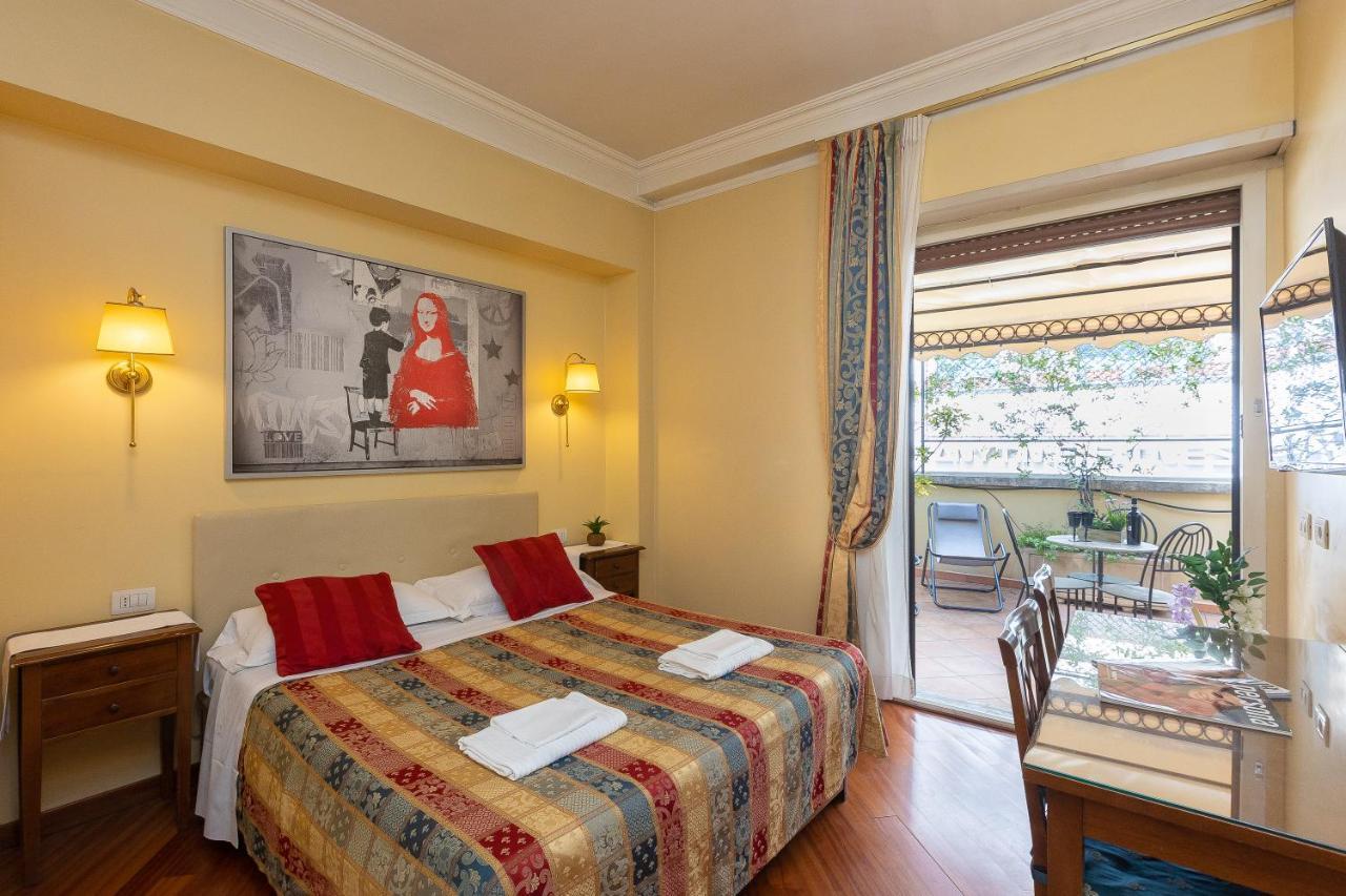 Internouno Deluxe Hotel Róma Kültér fotó