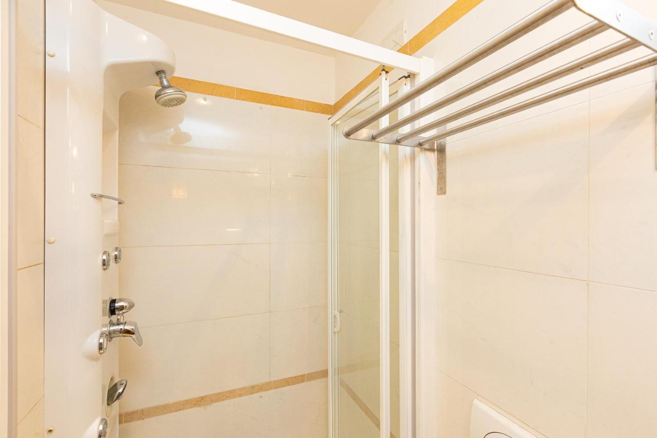 Internouno Deluxe Hotel Róma Kültér fotó