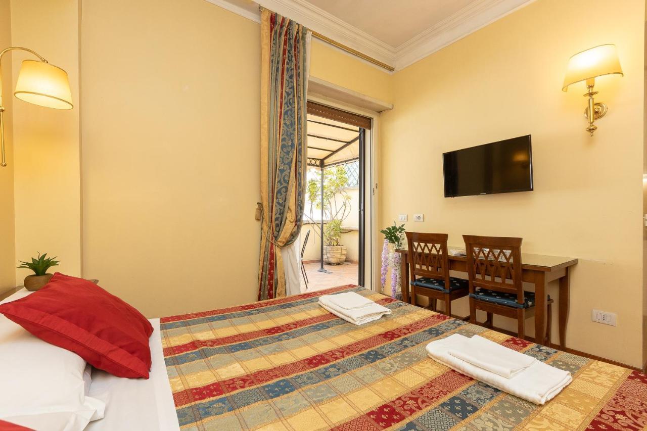 Internouno Deluxe Hotel Róma Kültér fotó