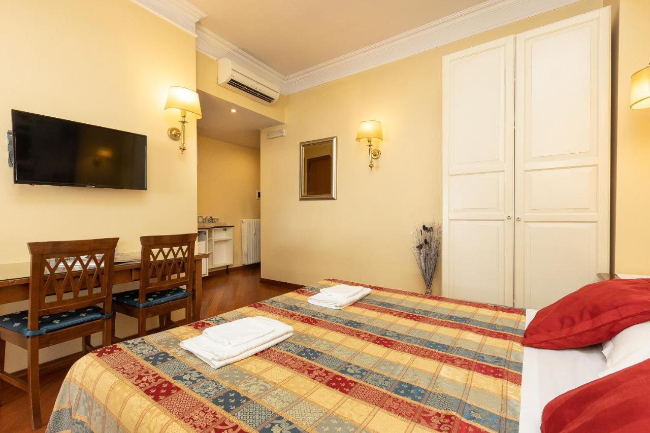 Internouno Deluxe Hotel Róma Kültér fotó